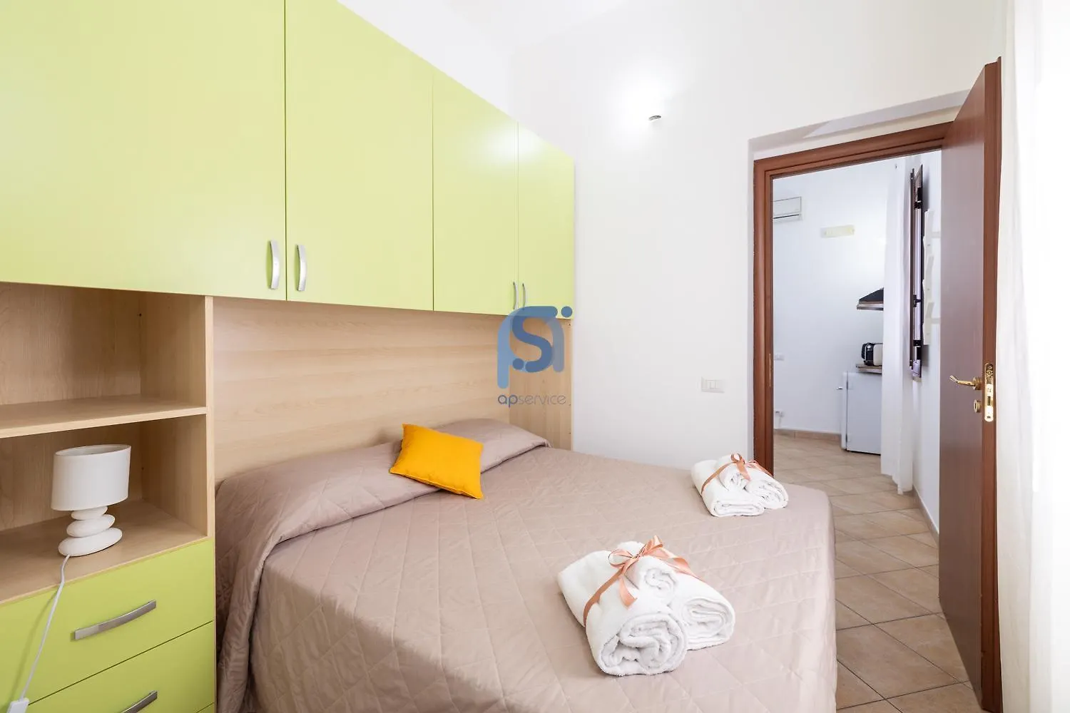 Ni Ni Apartments Cefalu