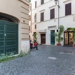 Campo Marzio Boutique 300 Mt Dal Pantheon , Rome Italy
